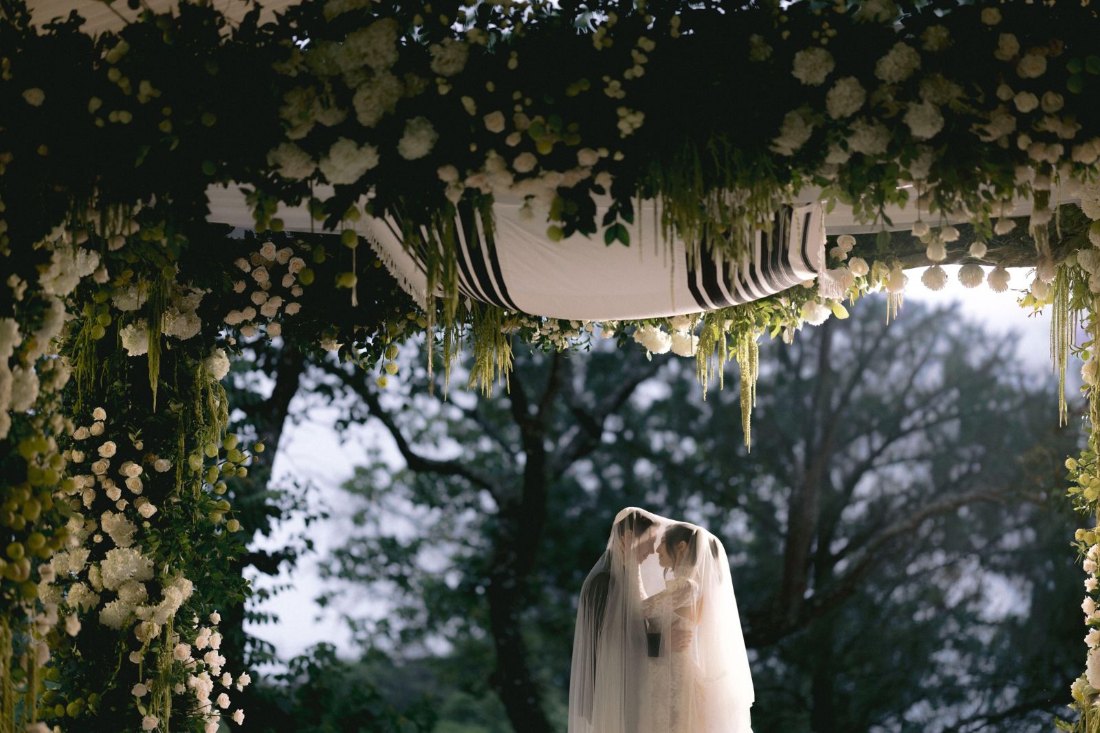 Samantha and Jason Wedding Santo Domingo del Cerro Antigua Guatmala by Wedding Photographer Manuel Aldana