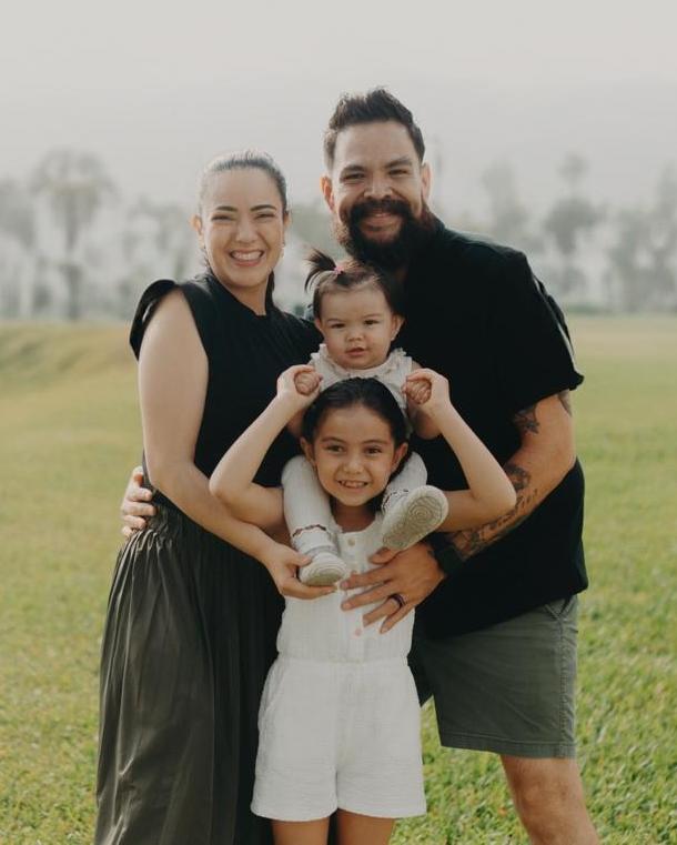Wedding Photographer Guatemala Manuel Aldana and his family
